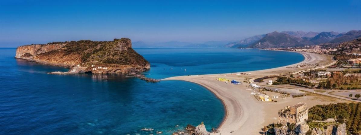 Sporting Club Resort Praia a Mare Buitenkant foto